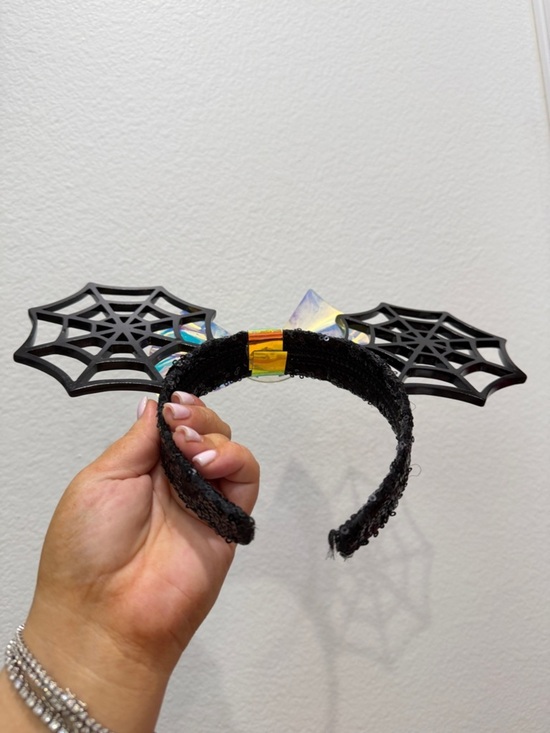 NEW Disney Boxlunch Halloween Spider Web Ears display picture 3